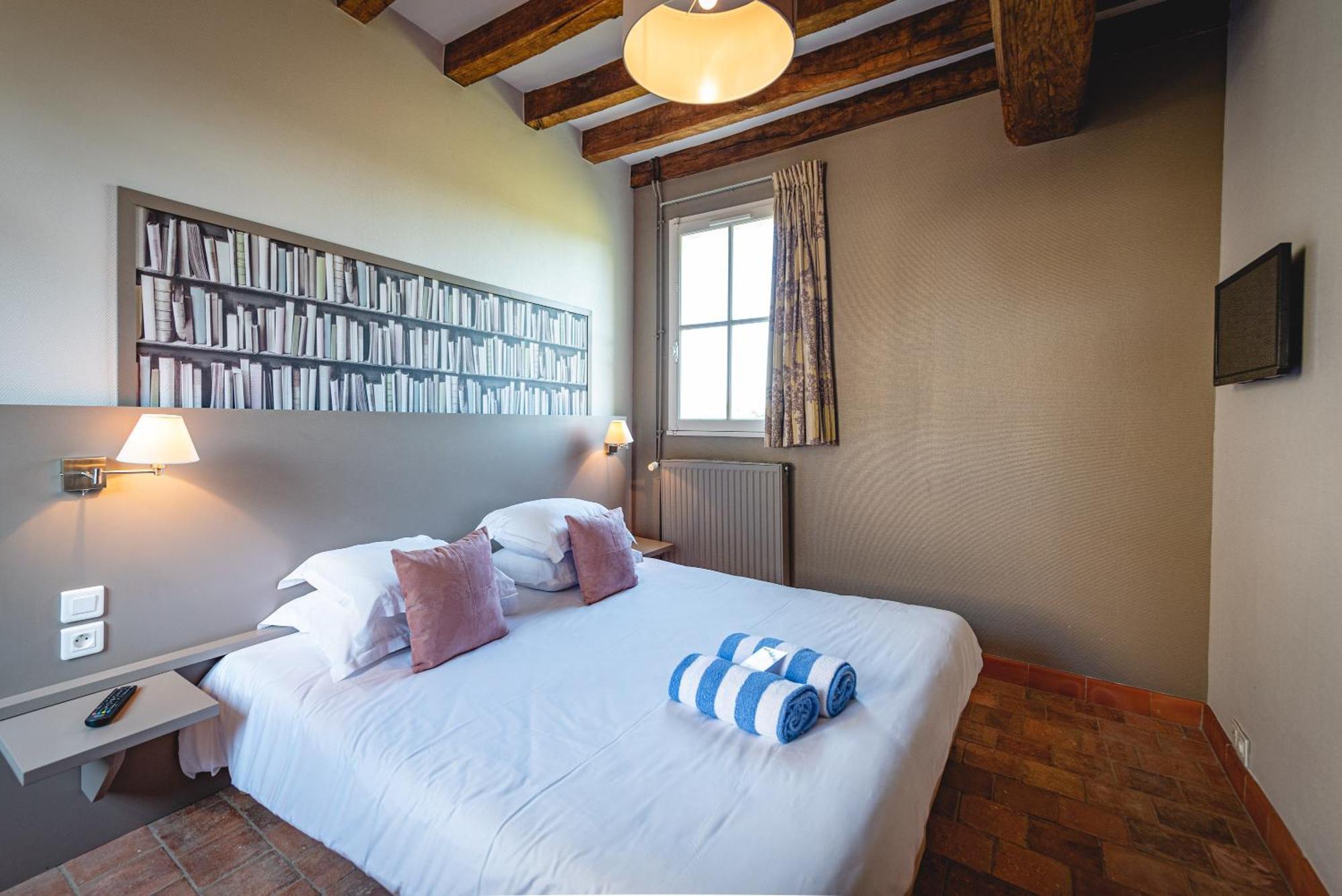 Domaine De Roiffe Hotel Екстериор снимка